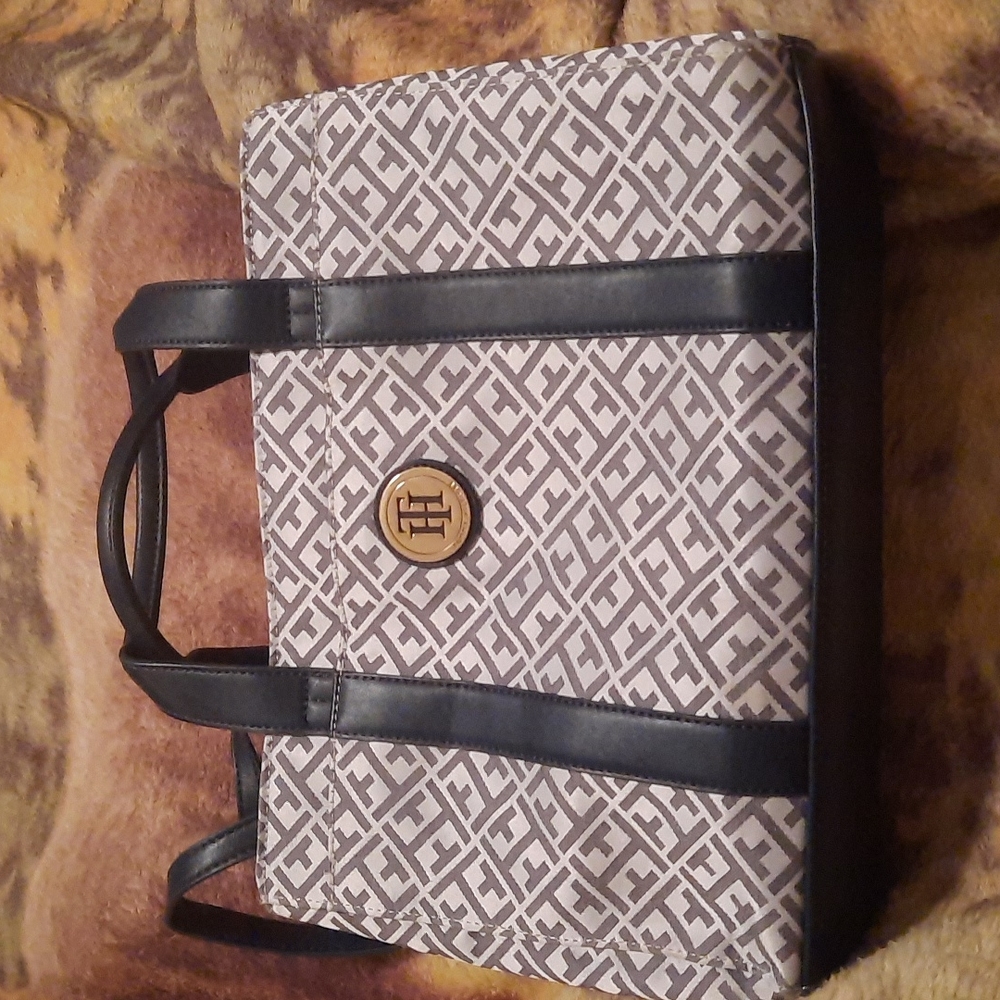 Tommy Hilfiger Handbag